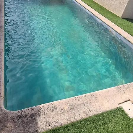 Apartment Au Calme Avec Piscine Baillargues